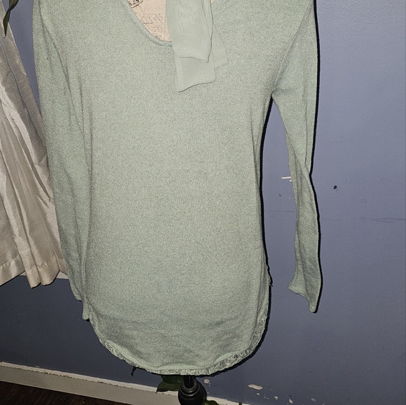 Lc lauren Conrad sweater - Picture 5 of 7